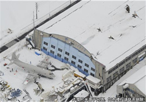 大雪压坏公司钢棚，维修过程中压死两人，公司赔偿后向施工方夫妻追偿