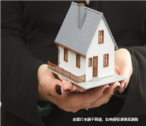 离婚协议中约定将房屋赠与给儿子，父亲能否对此反悔？