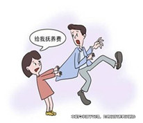 已成年的女儿能否要求离婚的父亲支付抚养费？
